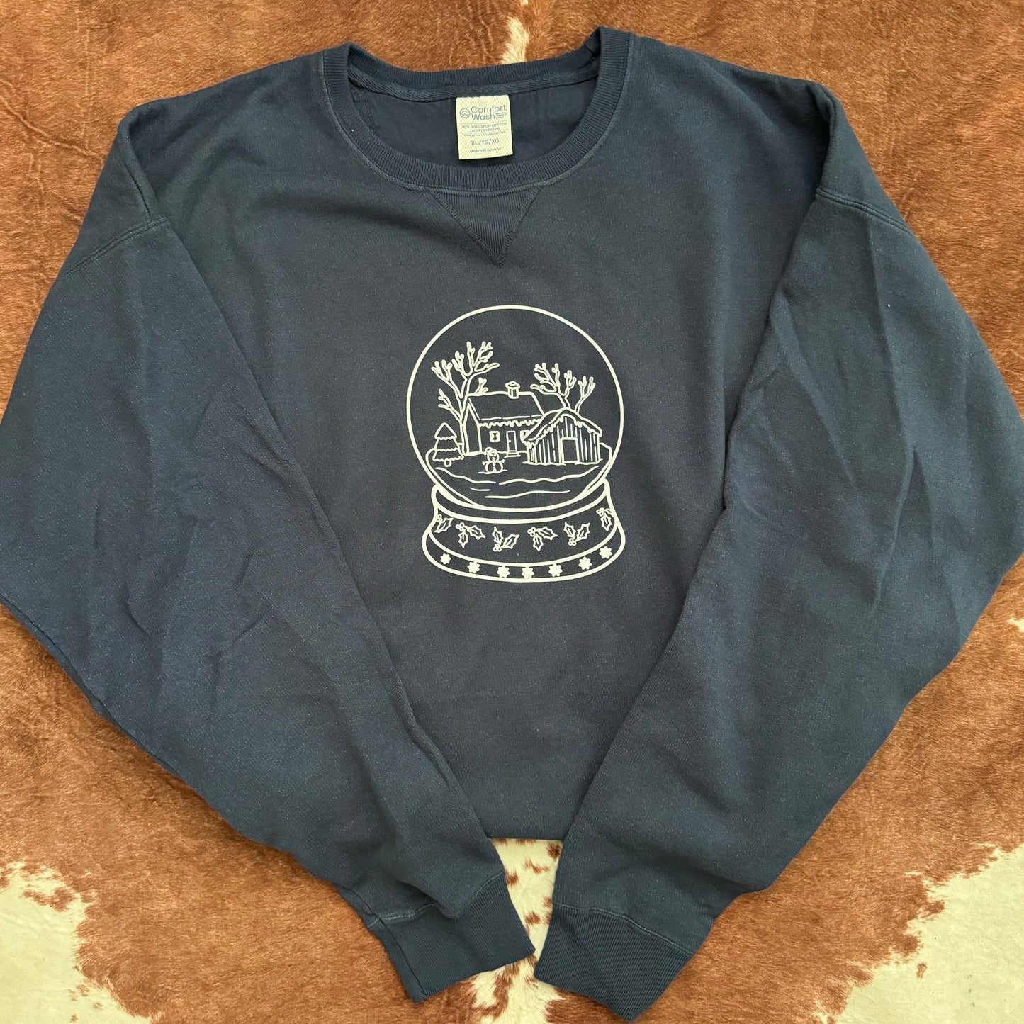 Snow Globe Navy Pullover