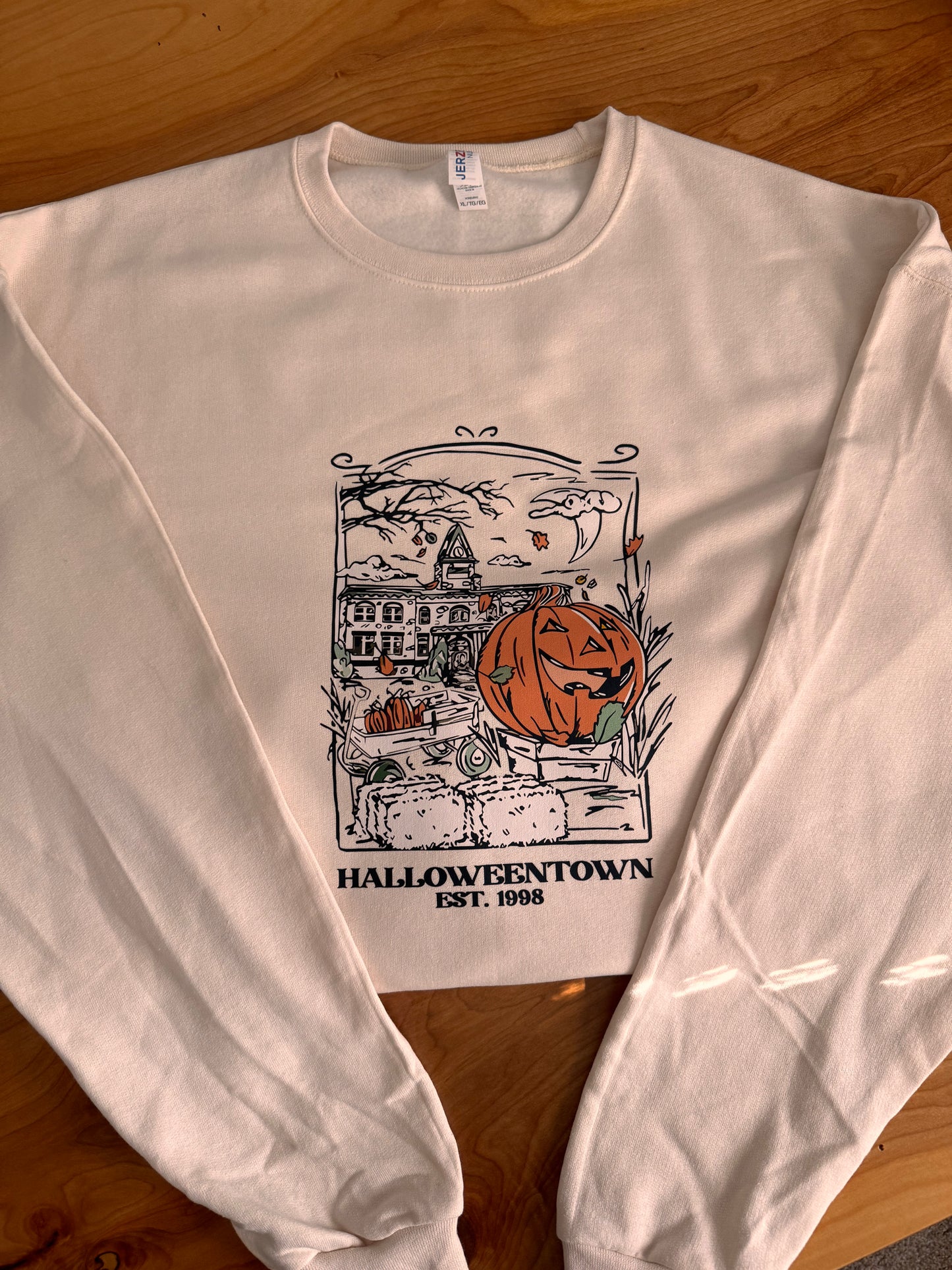 Halloweentown Graphic Pullover