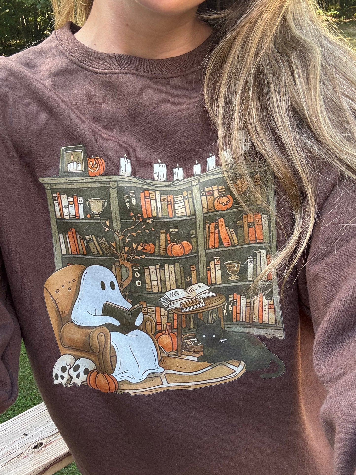 Halloween Ghost Library Graphic Pullover